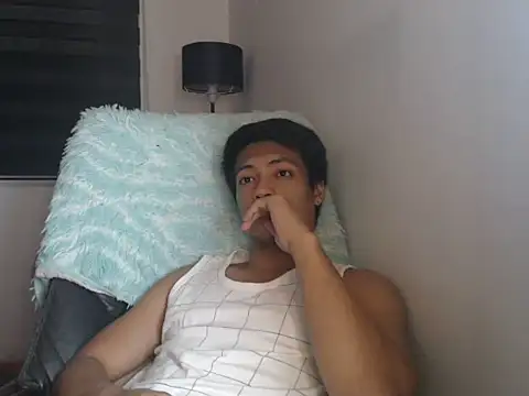 Snapshot of Asian_gregor chatting on August 2026 04:03:01 AM Asian gregor online show from August 2026 04:03:01 AM