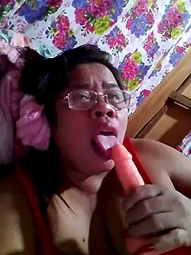 Huge mama69 online show from October 2025 01:17:01 AM