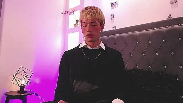 OzorioDany online show from September 2025 03:39:02 AM