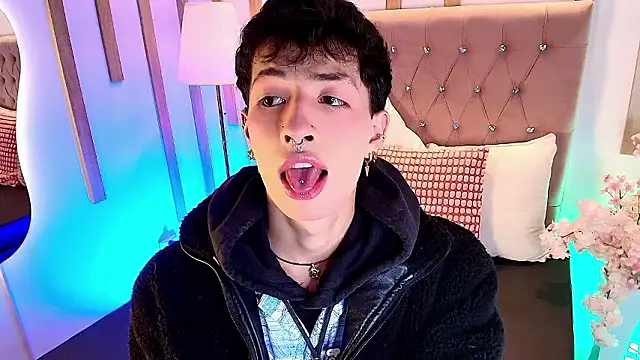 OzorioDany online show from March 2026 03:34:01 AM