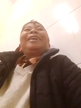 VangLe73 online show from December 2025 12:12:01 PM