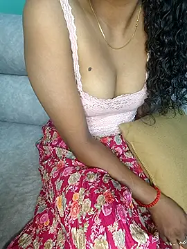 Tamilpallavi online show from October 2025 03:39:02 AM