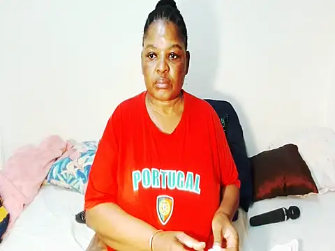 Snapshot of Love-Racheal75 chatting on May 2026 06:13:02 PM Love-Racheal75 online show from May 2026 06:13:02 PM