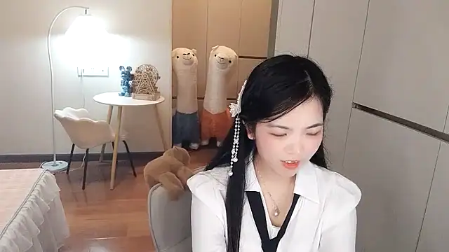 XiaoAnQi online show from September 2025 02:11:02 PM