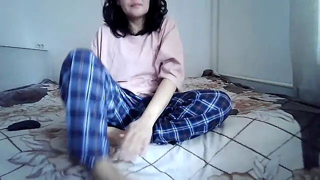 sakuradelreina online show from April 2026 04:15:01 AM