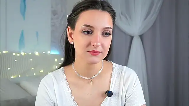 FalineBeacher online show from March 2026 01:11:01 AM