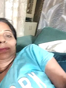 Snapshot of Soniya_Roy chatting on May 2026 10:05:02 PM Soniya Roy online show from May 2026 10:05:02 PM
