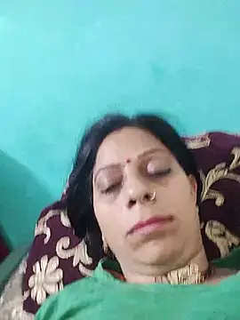 Snapshot of Soniya_Roy chatting on May 2026 01:58:02 AM Soniya Roy online show from May 2026 01:58:02 AM