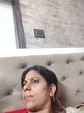 Snapshot of Soniya_Roy chatting on June 2026 03:01:02 PM Soniya Roy online show from June 2026 03:01:02 PM