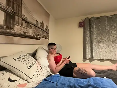 Curvy-Jinx online show from February 2026 07:48:01 PM