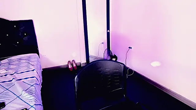 Rossedewitt  online show from November 2025 11:51:02 PM