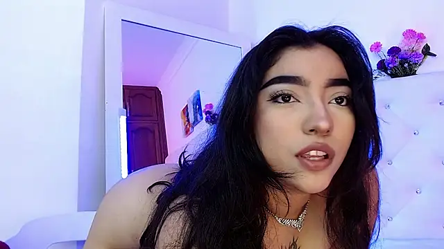 molly curvyhot online show from December 2025 01:20:02 PM
