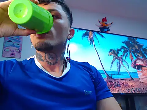 Kieran kian online show from December 2025 11:01:02 PM