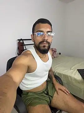 vincentjaxon online show from November 2025 06:19:02 PM