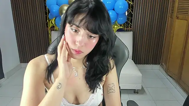 Anna17  online show from October 2025 10:59:02 AM