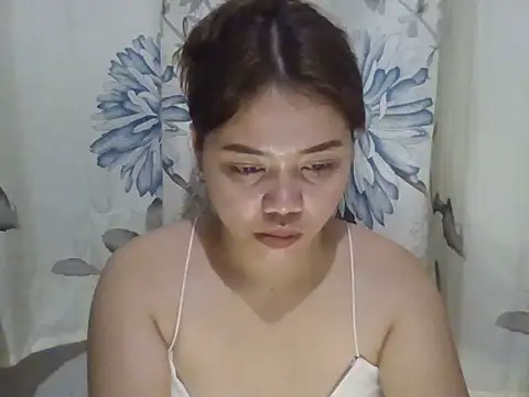 Snapshot of tinka_bella chatting on June 2026 02:40:02 PM tinka bella online show from June 2026 02:40:02 PM