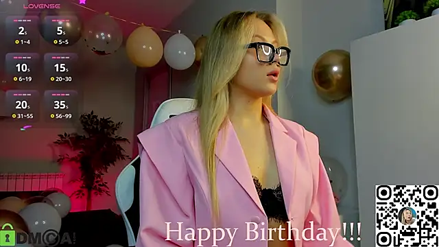 Snapshot of Margo-pvt chatting on October 2025 01:31:01 AM Margo-pvt online show from October 2025 01:31:01 AM