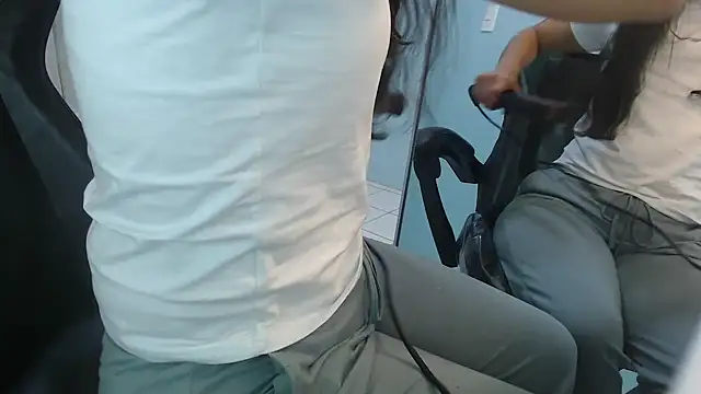 victoria hernandez t  online show from February 2026 01:15:01 PM