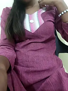 Alia-00 online show from September 2025 04:05:01 AM