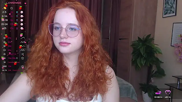 LunaSweet18 online show from October 2025 11:30:01 AM