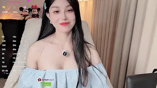 Xiatian520  online show from April 2026 01:41:01 PM