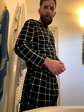 Michel huge online show from December 2025 06:28:01 AM