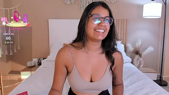 Camila Bustamante online show from April 2026 03:15:02 PM