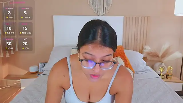 Camila Bustamante online show from July 2026 02:34:01 PM