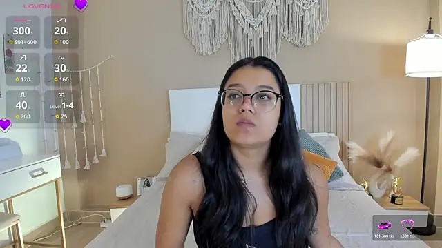 Camila Bustamante online show from July 2026 01:42:01 PM