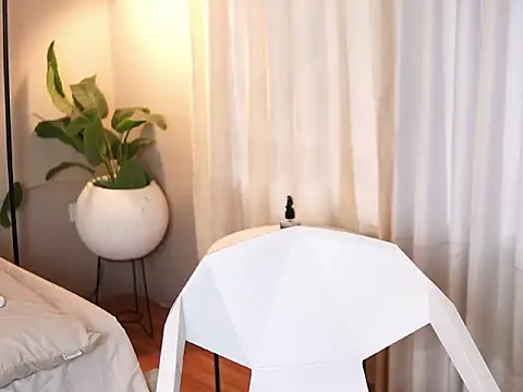 Thiago Valente online show from October 2025 12:52:02 PM