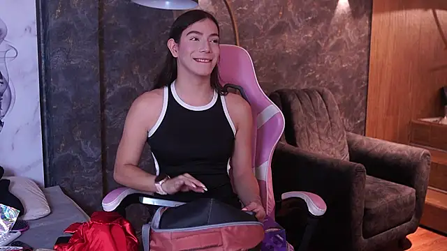 Ariaa Isabell online show from January 2026 06:33:01 PM