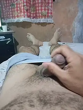 NAUFRAGO 17CM online show from June 2026 02:17:01 AM