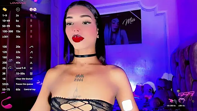 Snapshot of LADY-HOT-SEXY- chatting on June 2026 09:27:02 PM LADY-HOT-SEXY- online show from June 2026 09:27:02 PM