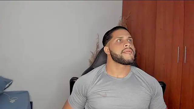 Pier Simons online show from April 2026 05:10:01 AM