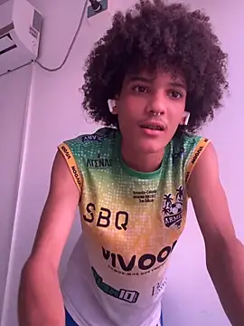 Snapshot of Max_Rain chatting on October 2025 05:35:02 PM Max Rain online show from October 2025 05:35:02 PM