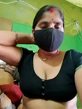 Snapshot of Suhani_cuty chatting on November 2025 07:53:02 AM Suhani cuty online show from November 2025 07:53:02 AM