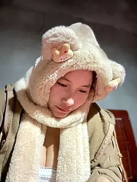 Sanmay55 online show from December 2025 03:51:02 PM