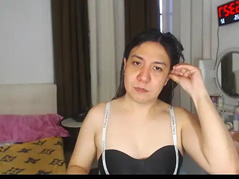 stellahugeX online show from April 2026 04:54:02 AM