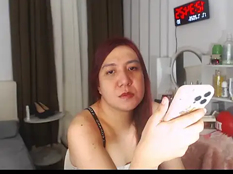 stellahugeX online show from July 2026 04:35:02 PM