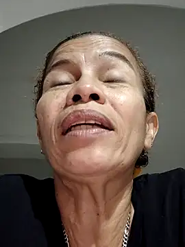 Merybeks online show from October 2025 10:38:01 AM