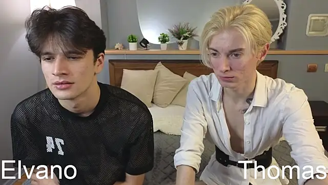 fiachand online show from October 2025 09:24:02 PM