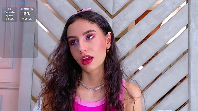 Sarah-Grace online show from September 2025 02:44:02 AM