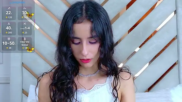 Sarah-Grace online show from October 2025 03:28:01 AM