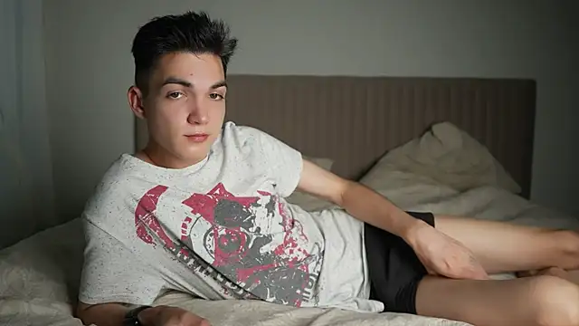 Snapshot of MattyandAiden chatting on June 2026 05:29:01 PM MattyandAiden online show from June 2026 05:29:01 PM