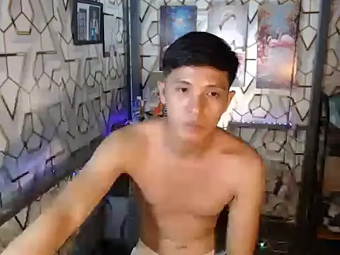 darryl hugecok online show from November 2025 01:01:02 PM