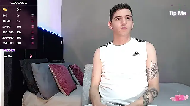 Matteo12  online show from January 2026 04:36:01 AM