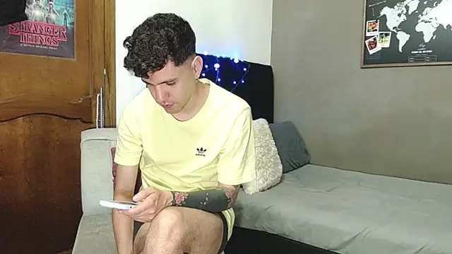 Matteo12  online show from July 2026 03:53:01 AM