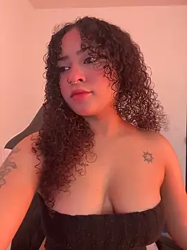 Snapshot of Kass_1 chatting on April 2026 05:18:01 PM Kass 1 online show from April 2026 05:18:01 PM