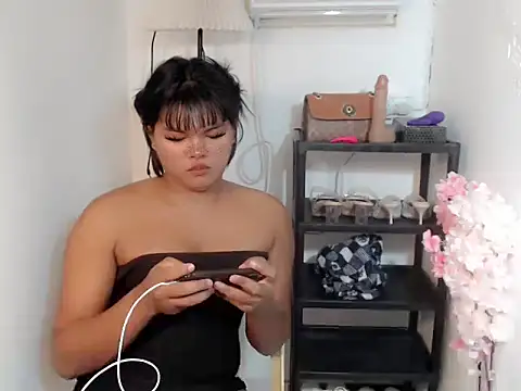 FROXXX21 online show from June 2026 07:25:02 AM