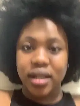 Snapshot of ItsMsBankss02 chatting on October 2025 06:39:01 PM ItsMsBankss02 online show from October 2025 06:39:01 PM